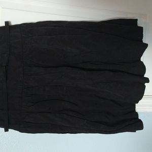 Black skirt with belt